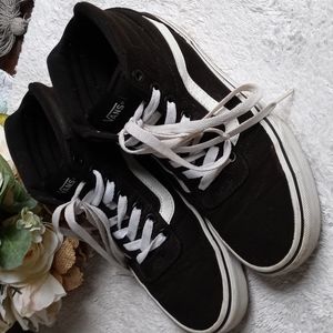 Vans Off The Wall black and white high tops